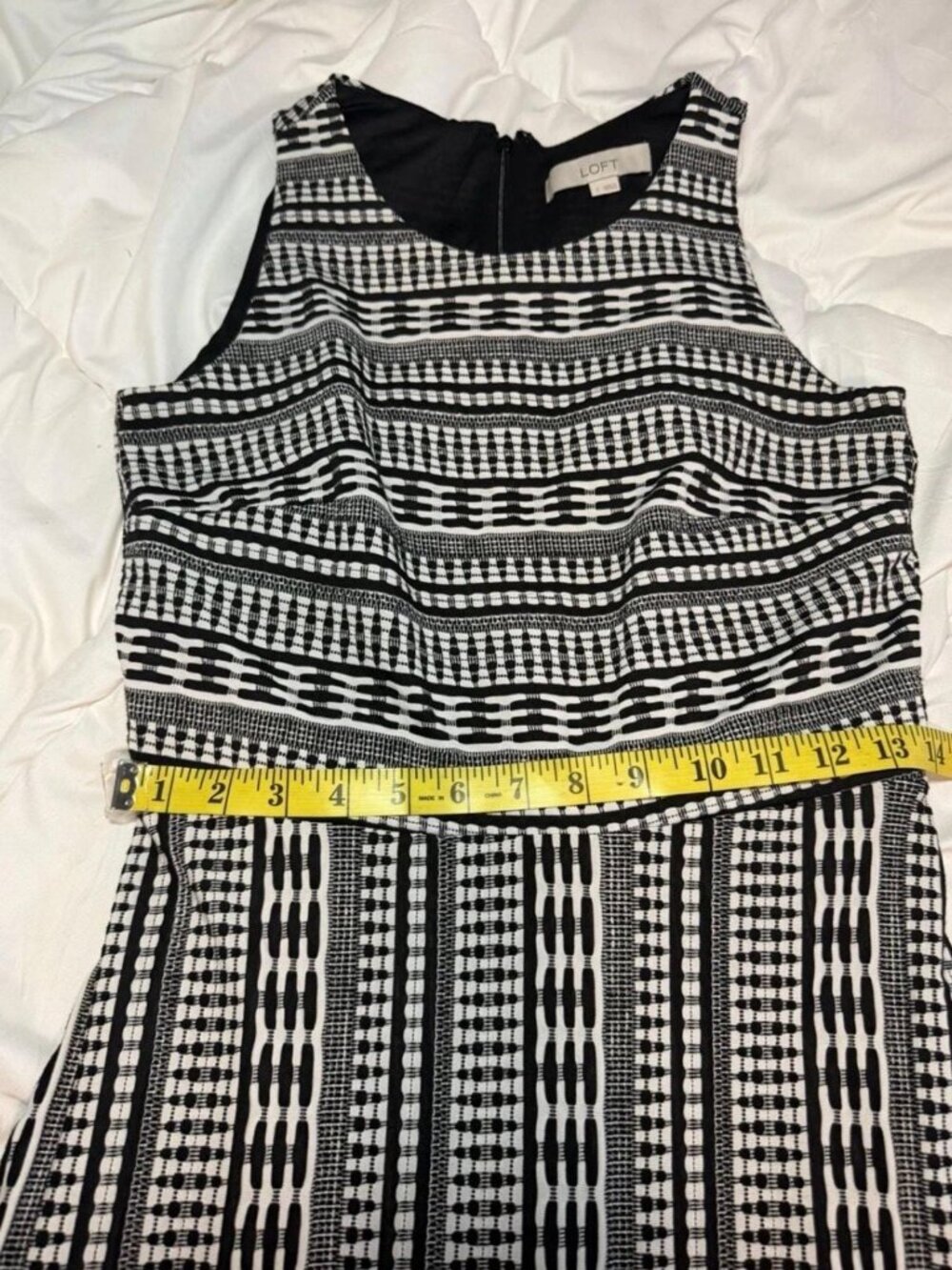Black and White Geometric